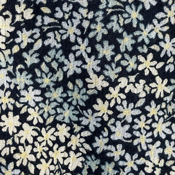 Abercrombie & Fitch blouse - Picture 4 of 8